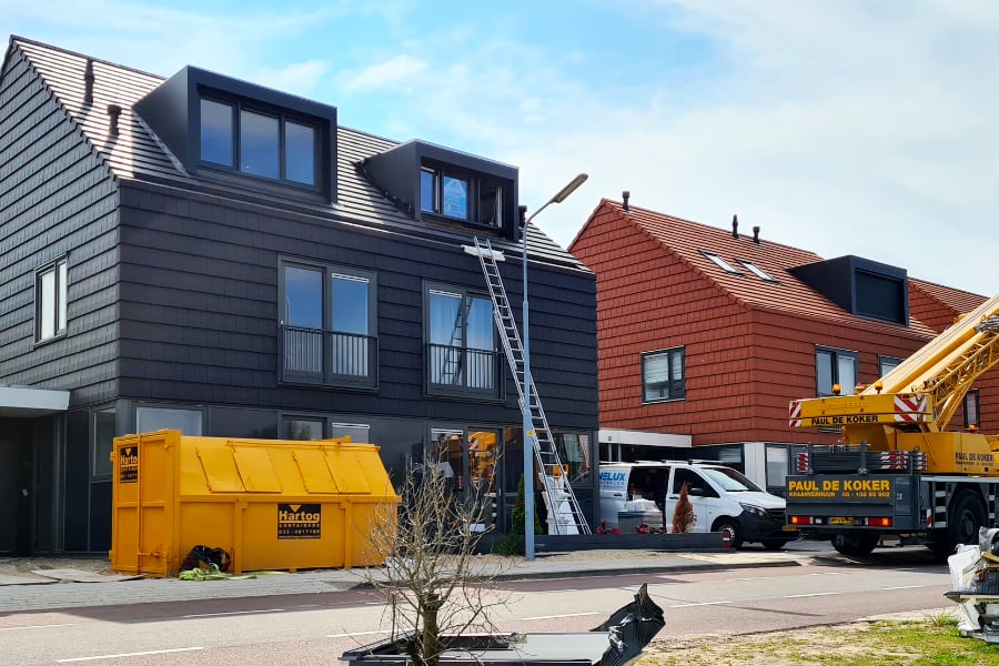 Dakkapel Amsterdam plaatsen met kraan